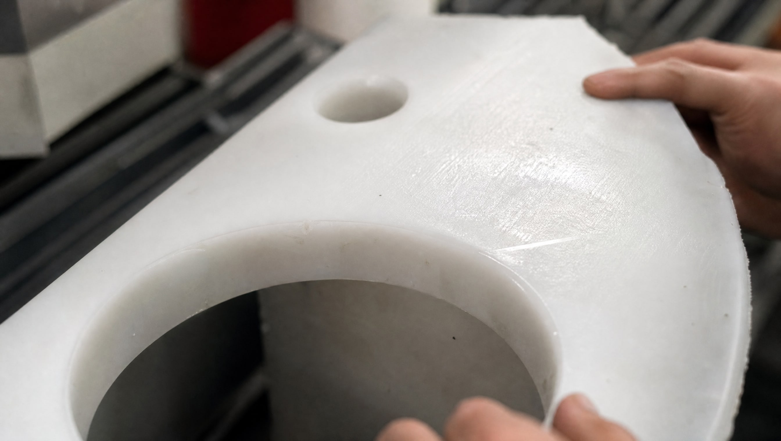 Белая поверхность полимерного материала PTFE, ключевые материалы для узлов трения.